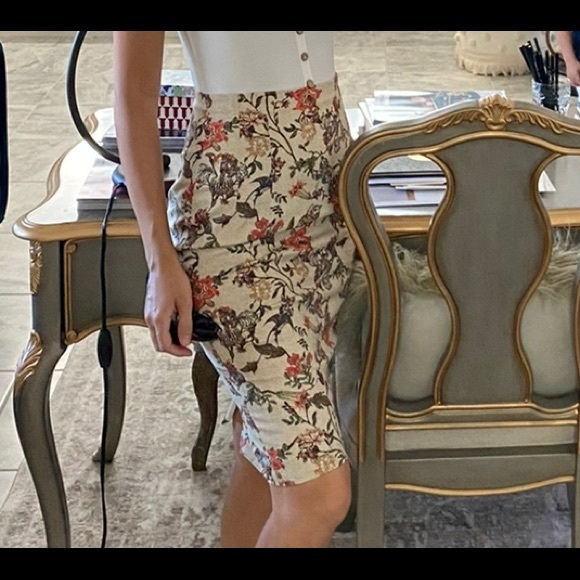 Mango midi sku - Picture 1 of 6